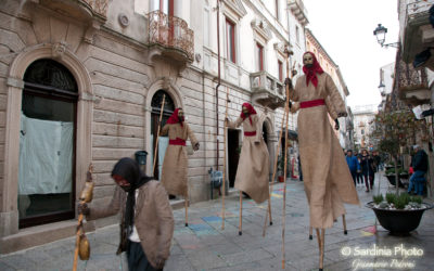 COMUNICATO STAMPA n. 5 Esordio de “Lu Carrasciali Timpiesu” 2019 CON IL TRIBUTO A PEPPINO MAZZITONE Sabato 23 Febbraio – Teatro Del Carmine – ore 22.00 Ingresso gratuito